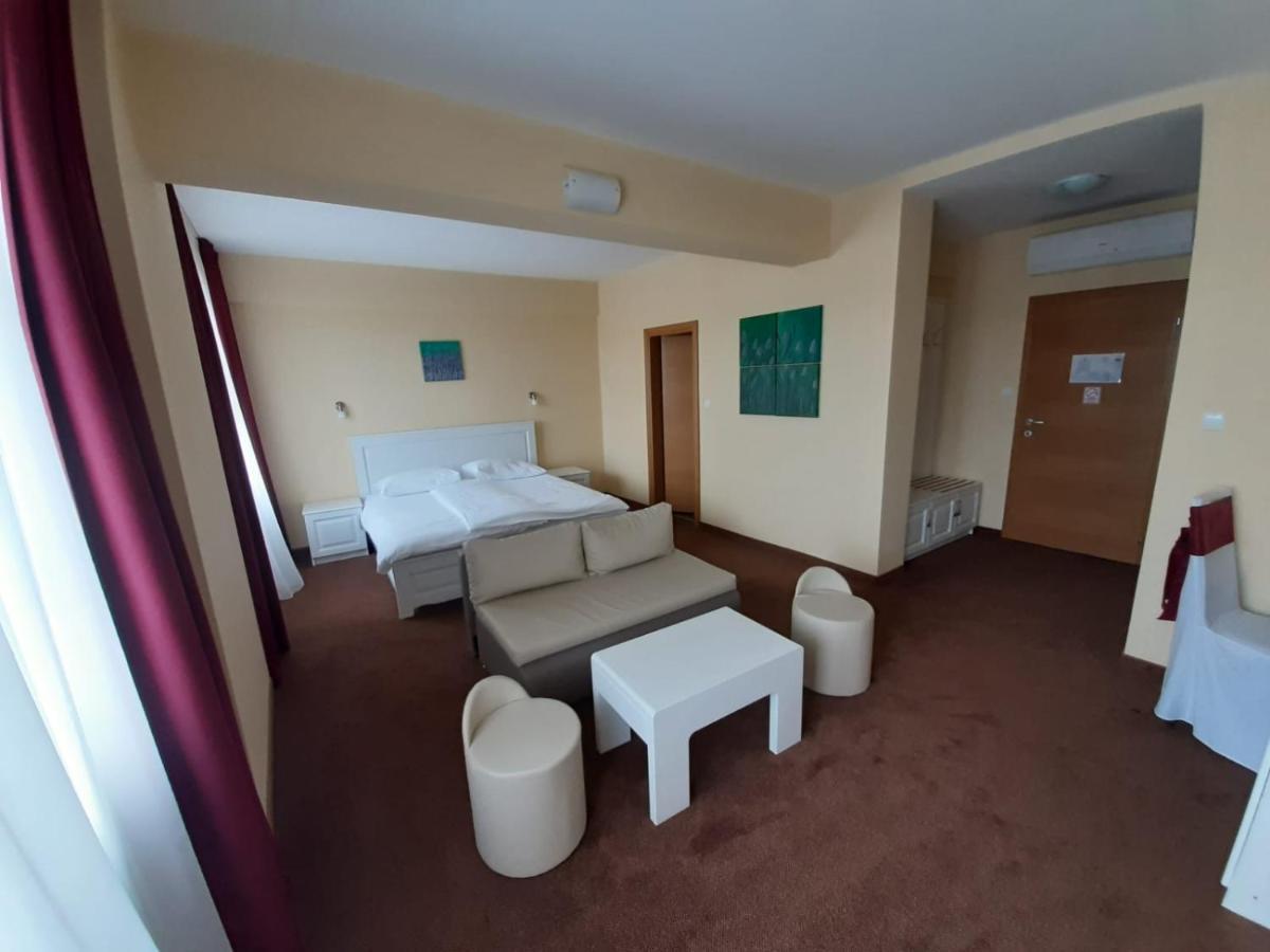 Hotel Garic Garesnica Ngoại thất bức ảnh