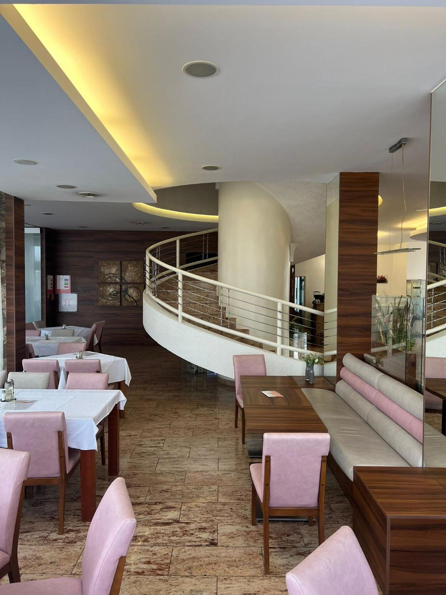 Hotel Garic Garesnica Ngoại thất bức ảnh