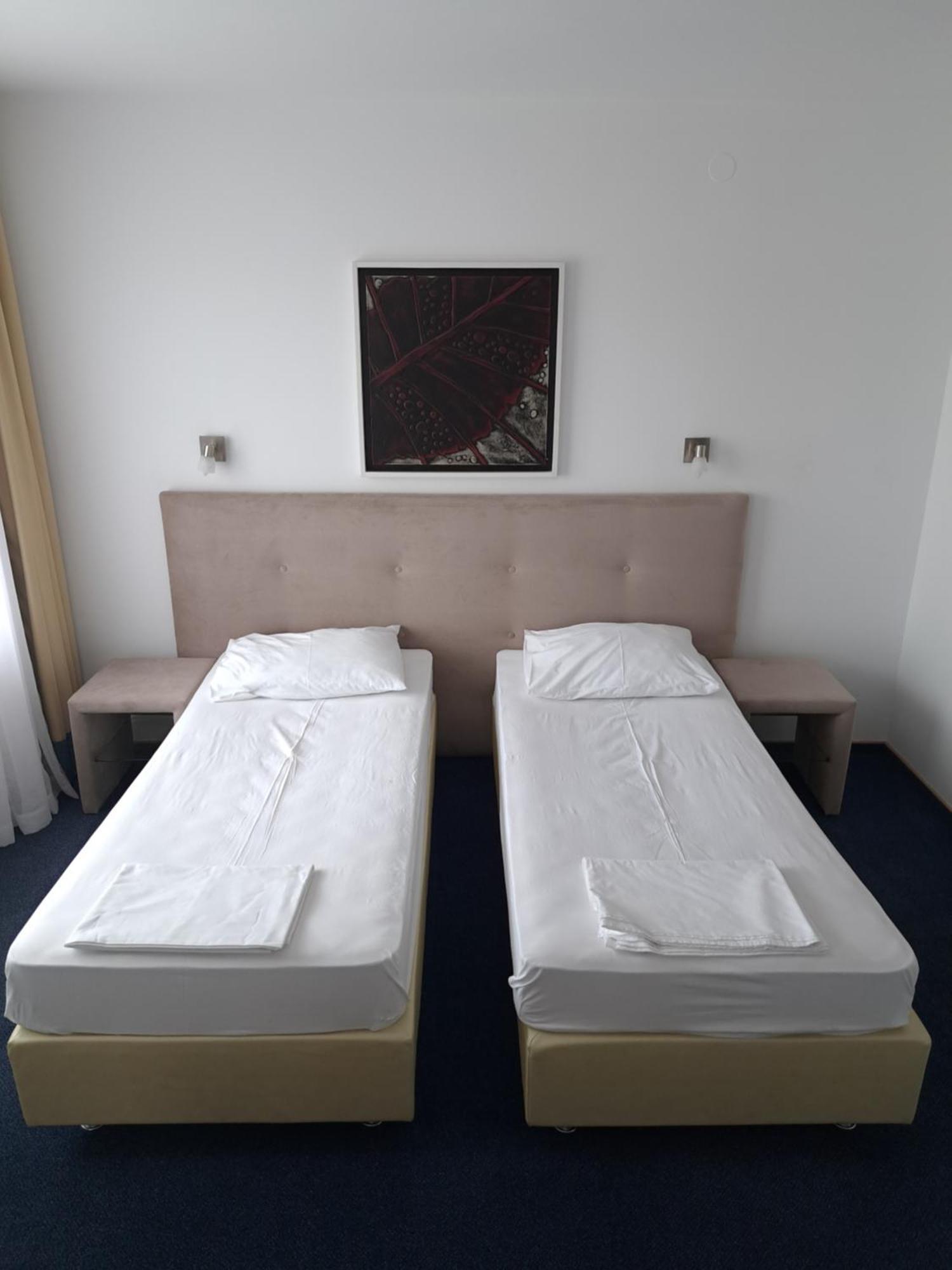 Hotel Garic Garesnica Ngoại thất bức ảnh